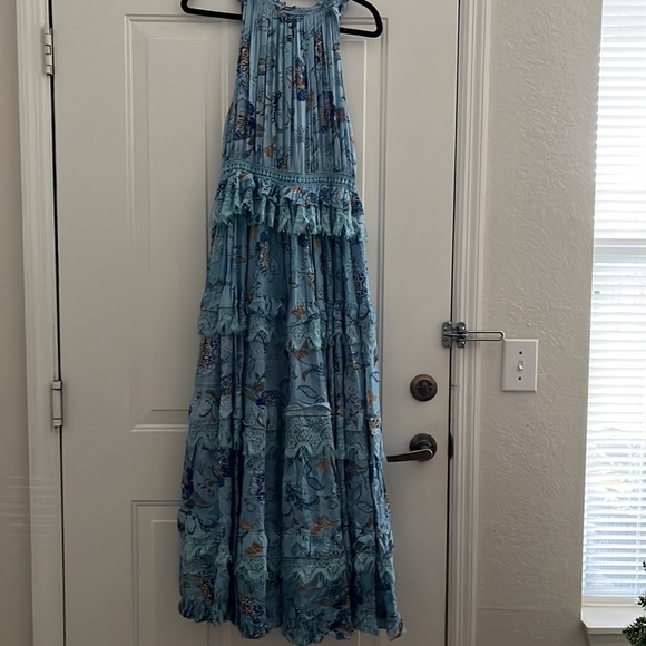 Gorgeous maxi dress . Be the sensation of your activity - Picture 4 of 4